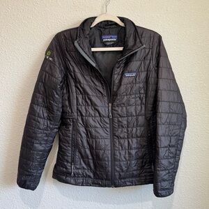 Patagonia Nano Puffer Jacket Womens Small Black Full Zip Logo Outdoor Camping